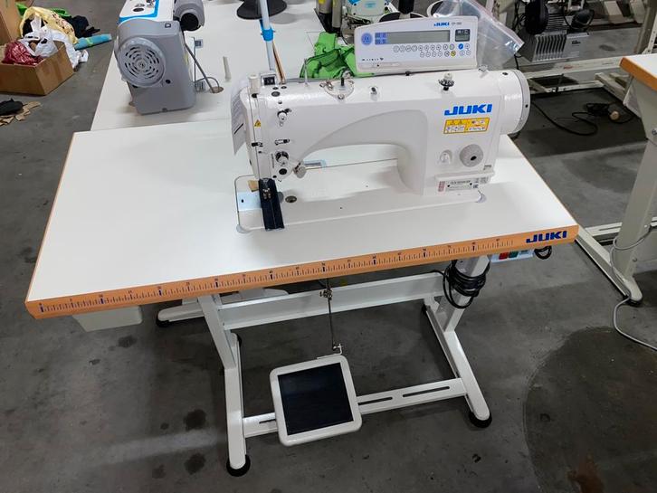 Industriele naaimachine juki dln9010sh naaldtransport nieuw, Hobby en Vrije tijd, Naaimachines en Toebehoren, Nieuw, Naaimachine