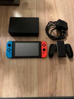 Nintendo Switch, Ophalen of Verzenden, Zo goed als nieuw, Met 2 controllers, Switch Original