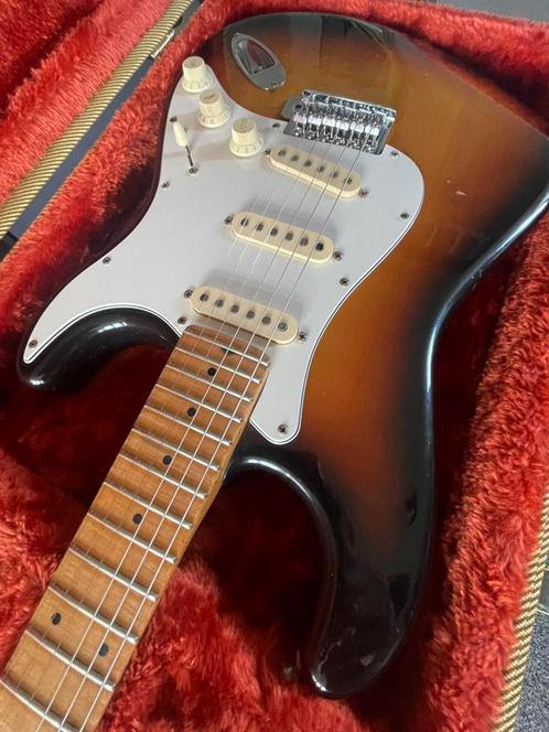 Fender Stratocaster Japan, Muziek en Instrumenten, Snaarinstrumenten | Gitaren | Elektrisch, Gebruikt, Fender, Ophalen of Verzenden