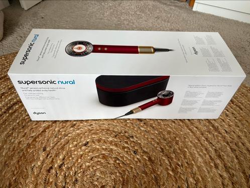 Nieuw dyson fohn supersonic nural red, Witgoed en Apparatuur, Persoonlijke-verzorgingsapparatuur, Nieuw, Haarverzorging, Ophalen of Verzenden