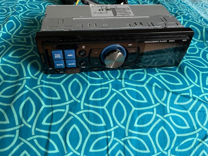 Simpele autoradio, usb, mp3 speler, Auto diversen, Autoradio's, Zo goed als nieuw, Ophalen of Verzenden