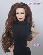Barbie / Fashion Royalty Julia, Ophalen of Verzenden, Zo goed als nieuw