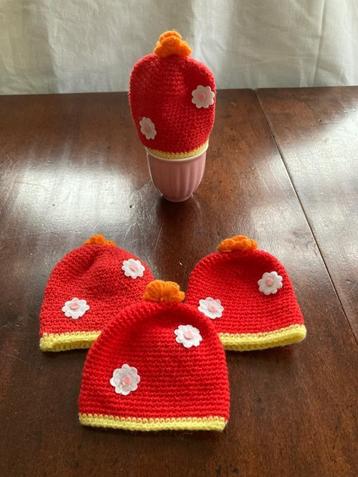 Nieuwe rode gebreide eierwarmers, set 4 stuks beschikbaar voor biedingen