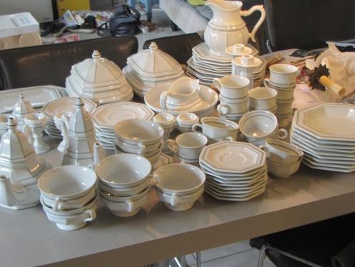 servies GALLO, Galerie de Porceleine, Leonardo San Marco., Huis en Inrichting, Keuken | Servies, Zo goed als nieuw, Compleet servies