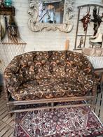 Vintage manou bank 2 zitter, originele dikke kussens en stof, Huis en Inrichting, Ophalen, Gebruikt, Tweepersoons, 75 tot 100 cm