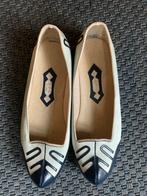 Handgemaakte leren schoenen mt 44,5, Kleding | Dames, Ophalen of Verzenden, Gedragen, Blauw, Ballerina's
