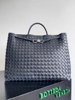 Bottega Veneta Intrecciato Shopper - Blauw, Sieraden, Tassen en Uiterlijk, Tassen | Damestassen, Ophalen of Verzenden, Nieuw, Blauw