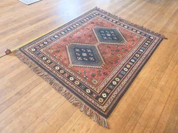 Perzisch tapijt 160 x 135 cm beschikbaar voor biedingen