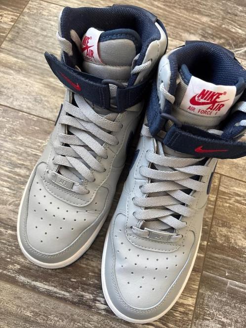 Nike Airforce 1 High, Kleding | Dames, Schoenen, Zo goed als nieuw, Sneakers of Gympen, Grijs, Ophalen of Verzenden