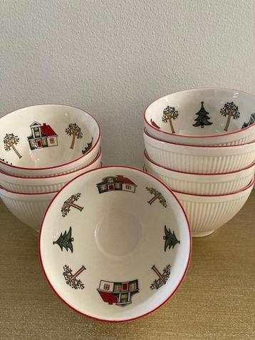 Kom op voet soepkom kerstservies Wedgwood Windsor Christmas beschikbaar voor biedingen