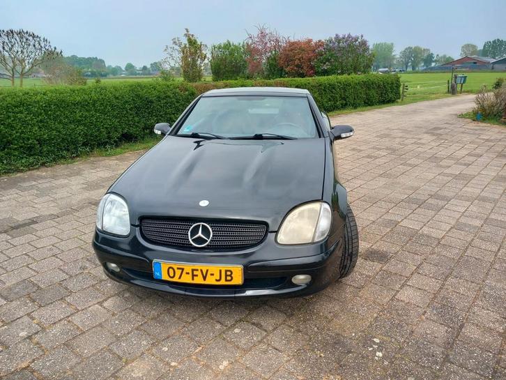 Mercedes-Benz SLK 2.0 Slk200 Kompr Roadster 2000 Zwart, Auto's, Mercedes-Benz, Particulier, SLK, Benzine, Cabriolet, Handgeschakeld