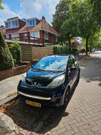Peugeot 107 1.0 12V 5DR 2011 Zwart, Auto's, Voorwielaandrijving, 4 stoelen, Handgeschakeld, Particulier