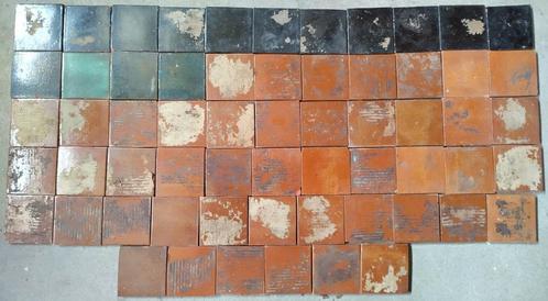 61 diverse kleuren tegels ong. 9,8 x 10cm; dikte 13mm., Doe-het-zelf en Verbouw, Tegels, Zo goed als nieuw, Wandtegels, Overige materialen