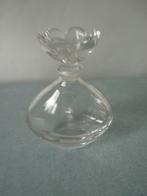 leuk glazen flesje met bloemsluiting  parfumflesje sierfles, Antiek en Kunst, Ophalen of Verzenden
