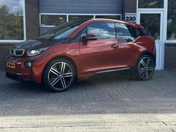 BMW i3 Comfort 22 kWh AUT LEDER/ECC-AIRCO/PANO/STOEL.VW beschikbaar voor biedingen