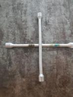 Te koop kruissleutel, Auto diversen, Autogereedschap, Ophalen of Verzenden, Zo goed als nieuw