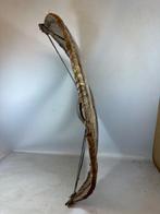 240940 Groot oud Afrikaans Maasai schild uit Tanzania, Antiek en Kunst, Kunst | Niet-Westerse kunst, Ophalen of Verzenden