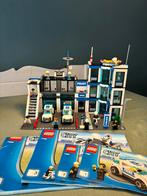 Lego City Politiebureau 7498, Kinderen en Baby's, Speelgoed | Duplo en Lego, Ophalen of Verzenden, Gebruikt