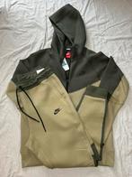 Nike tech fleece (Dark green&khaki) M, Kleding | Heren, Sportkleding, Nike, Nieuw, Verzenden, Maat 48/50 (M)