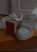 Louis Vuitton white trainers sneakers, Wit, Nieuw, Ophalen of Verzenden, Sneakers of Gympen