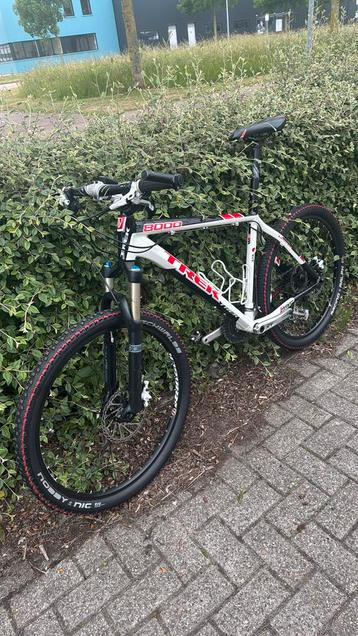 Trek 8000 trt 26inch mountenbike beschikbaar voor biedingen