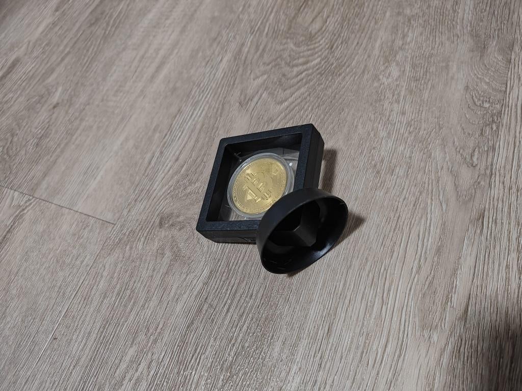 Bitcoin munt in houder, Postzegels en Munten, Munten en Bankbiljetten | Verzamelingen, Munten, Nederland en Buitenland, Ophalen of Verzenden