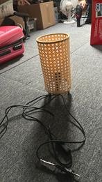 Schemerlamp ikea (gratis), Huis en Inrichting, Lampen | Tafellampen, Ophalen of Verzenden, Zo goed als nieuw, Minder dan 50 cm