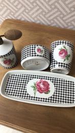 Badkamerset vintage van Royal Bavaria 4 delig, Antiek en Kunst, Antiek | Servies compleet, Ophalen of Verzenden