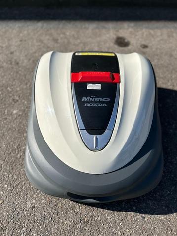 robotmaaier beschikbaar voor biedingen