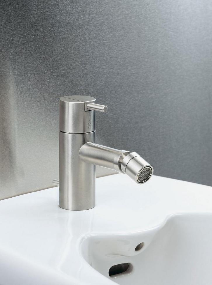 Vola HV4-40 RVS monoknop bidetkraan & A14-40 RVS afvoerplug, Doe-het-zelf en Verbouw, Sanitair, Nieuw, Overige typen, Rvs, Ophalen of Verzenden