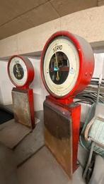 Antieke industriële weegschalen, Ophalen