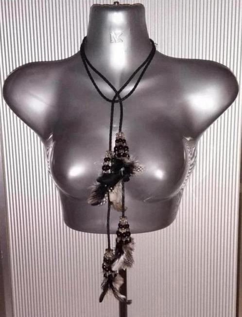 Manouk - koordketting met veertjes, Sieraden, Tassen en Uiterlijk, Kettingen, Nieuw, Overige materialen, Zwart, Met hanger, Verstelbaar
