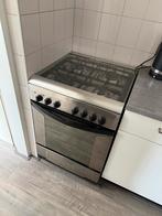 Indesit gasfornuis/ oven, Gebruikt, Gas, 4 kookzones, Ophalen of Verzenden