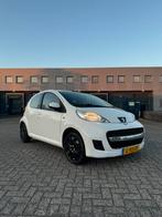Peugeot 107 1.0 12V 5DR 2009 Wit, Auto's, Voorwielaandrijving, 4 stoelen, Handgeschakeld, Particulier