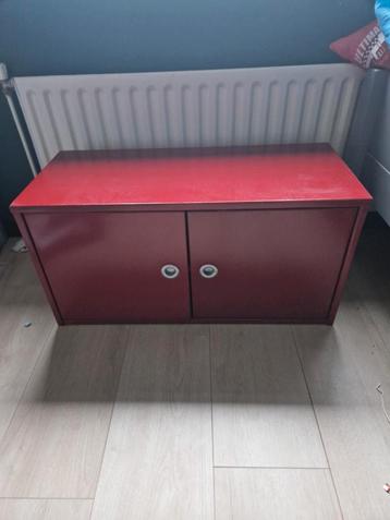 Ikea effektiv kast beschikbaar voor biedingen