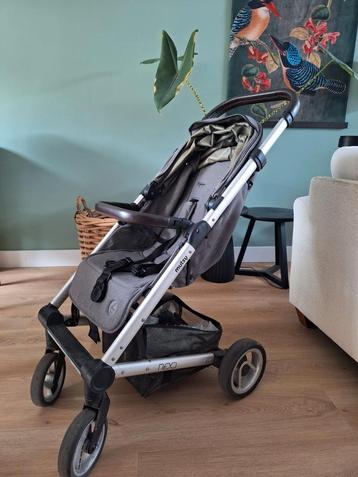 Mutsy Nexo veelgebruikte buggy beschikbaar voor biedingen