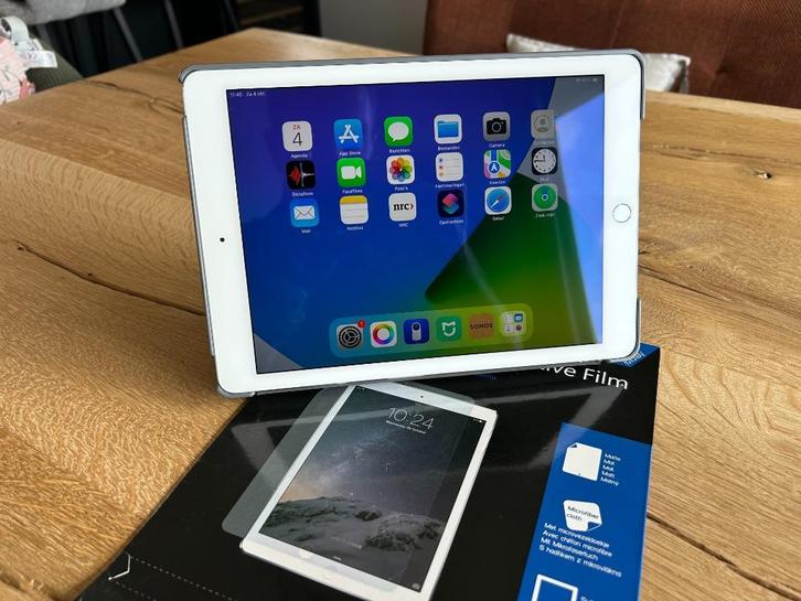 iPad Air 2 16GB 4G met beschermhoes, Computers en Software, Apple iPads, Gebruikt, Apple iPad Air, Wi-Fi en Mobiel internet, 10 inch