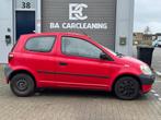 Toyota Yaris 1.0 | Rood | Radio | 2000, Auto's, Toyota, Voorwielaandrijving, Stof, Gebruikt, Zwart
