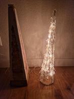 kerst acryl piramide verlichting, Diversen, Kerst, Ophalen of Verzenden, Nieuw