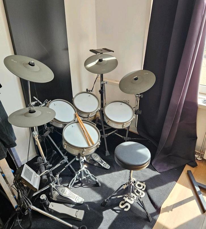 efnote 3, Muziek en Instrumenten, Drumstellen en Slagwerk, Zo goed als nieuw, Overige merken, Elektronisch, Ophalen