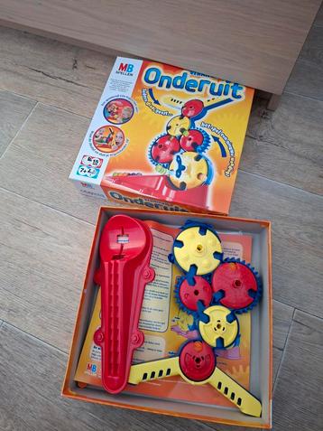 Onderuit - MB Spellen beschikbaar voor biedingen