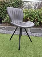 Eetkamerstoelen Kwantum 4 stuks GRATIS, Huis en Inrichting, Stoelen, Ophalen, Gebruikt, Leer, Vier