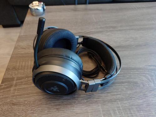Razer Nari Ultimate Gaming Headset, Computers en Software, Headsets, Gebruikt, Over-ear, Draadloos, Gaming headset, Inklapbare microfoon