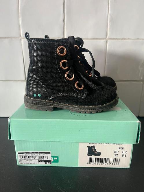 Kinderschoenen maat 22, Kinderen en Baby's, Kinderkleding | Schoenen en Sokken, Gebruikt, Schoenen, Meisje, Ophalen of Verzenden