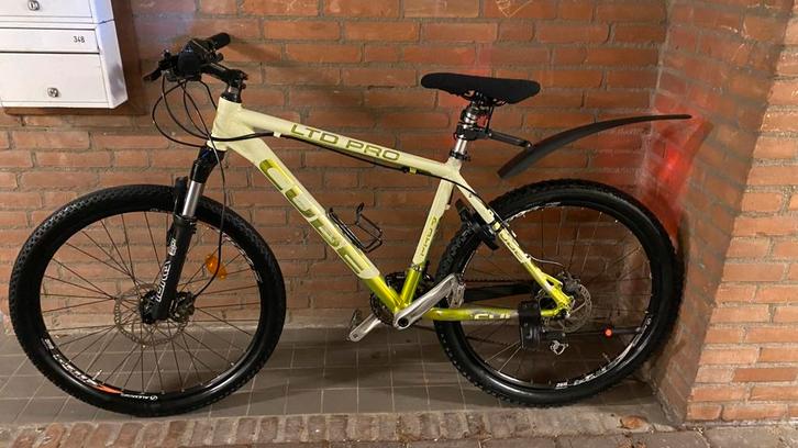 CUBE LTD PRO aluminium Mountainbike Medium 26”, Fietsen en Brommers, Fietsen | Mountainbikes en ATB, Overige merken, 45 tot 49 cm