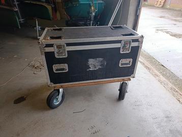Flightcase op wielen  beschikbaar voor biedingen