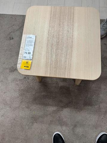 Tafel ikea beschikbaar voor biedingen