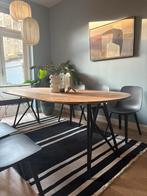 Solid acacia wood table with metal legs, Ophalen, Zo goed als nieuw