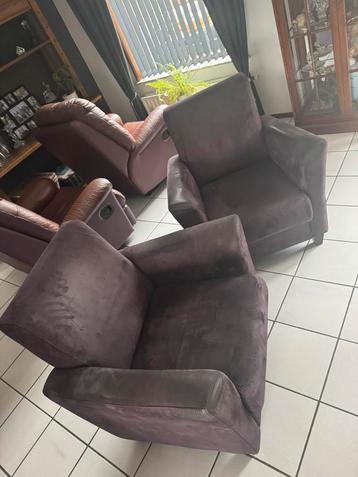 2 fauteuils  beschikbaar voor biedingen