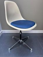 Vintage Eames fiberglass eetkamerstoel bureaustoel, Ophalen, Zo goed als nieuw, Stof, Eén